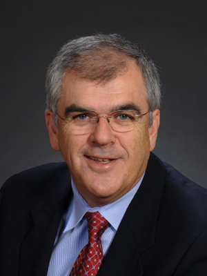 Headshot of Howard Snow.