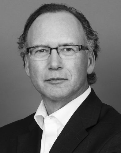 Headshot of Mark Hart.